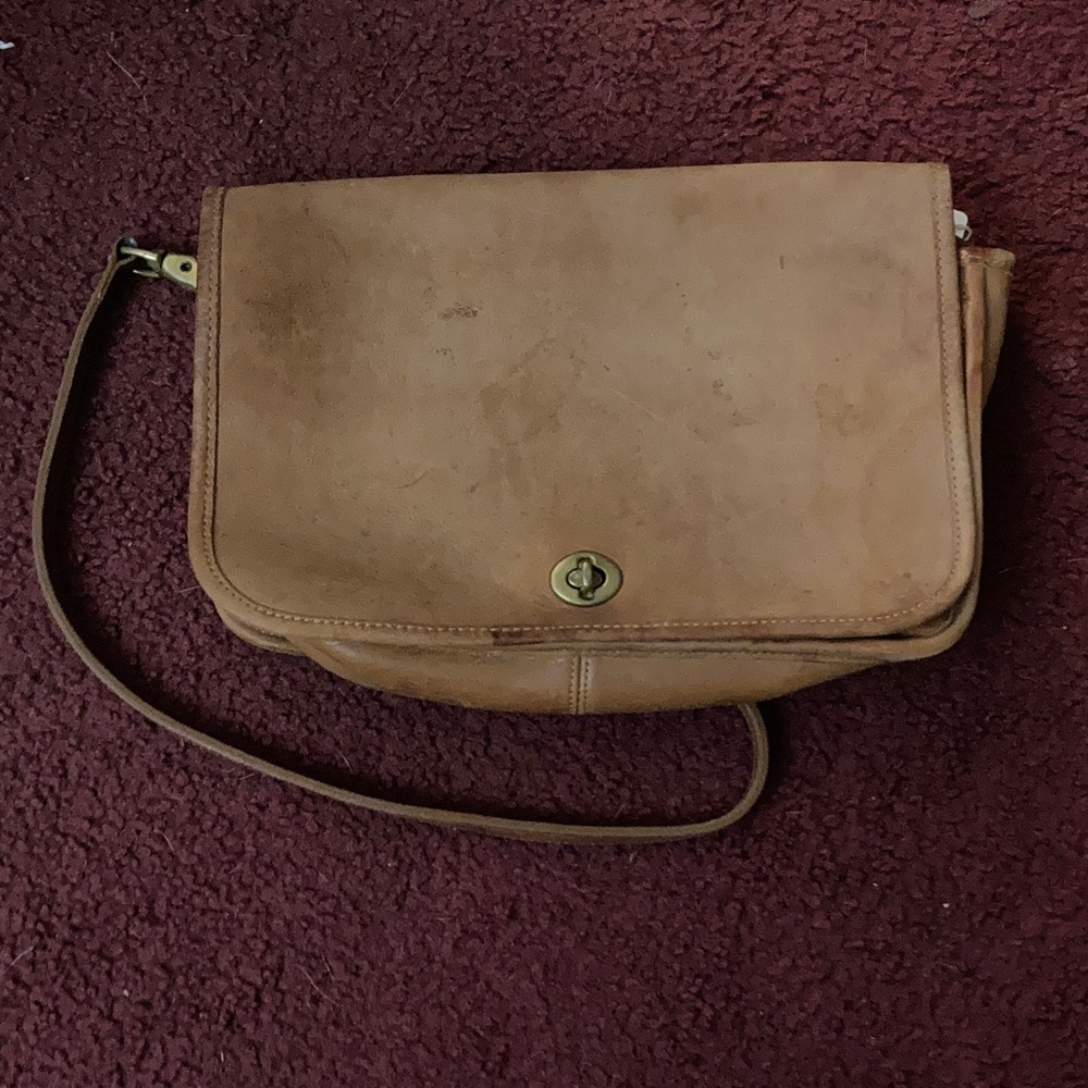 Coach Tan Leather Convertible Clutch Bag. — Vintage